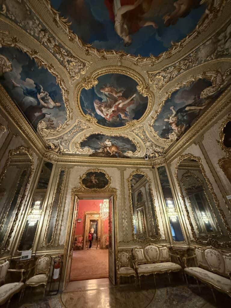 Image gallery image